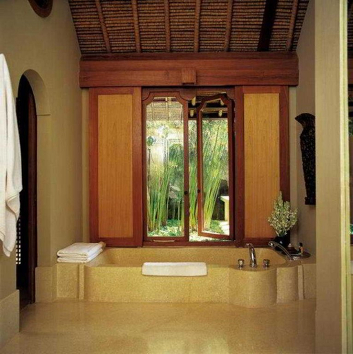 Bathroom 4, Amankila, Karangasem