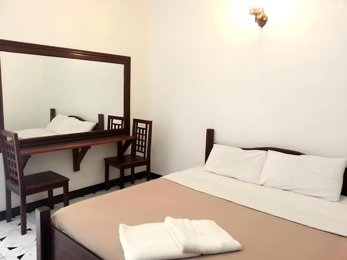 Bedroom 2, Khamsaner Hotel, Vientiane