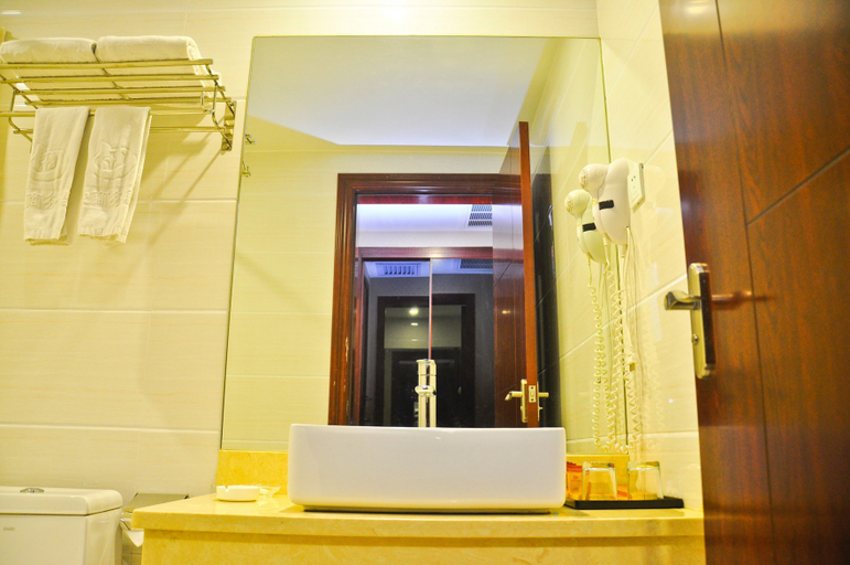 Bathroom 3, E·E Business Hotel, Guangzhou