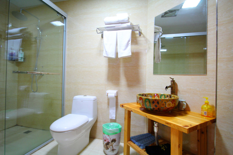 Bathroom 3, Jingdezhen Guiran Inn, Jingdezhen