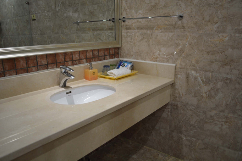 Bathroom 3, INNER MONGOLIA WULAN HOTEL, Hohhot