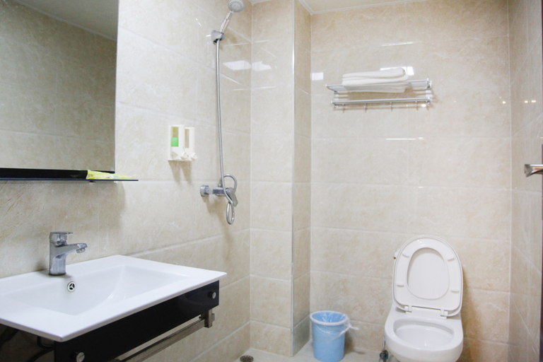 Bathroom 2, Huihuang Business Hotel, Wuhan