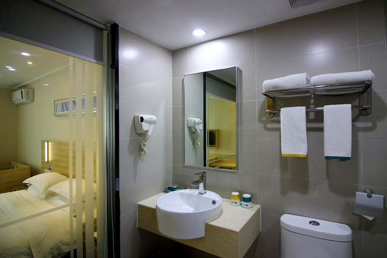 Bathroom 3, City Comfort Inn Zhuhai Nanping Bridge Branch, Zhuhai