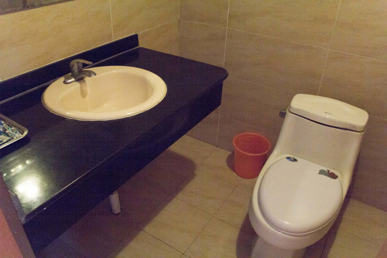 Bathroom 2, Mintai Hotel, Tangshan