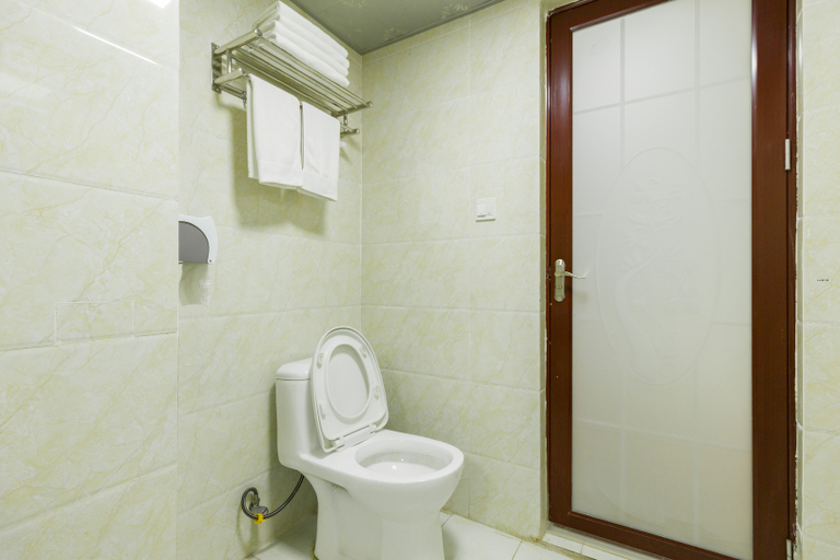 Bathroom 2, Qingyi Apartment Hotel, Chengdu