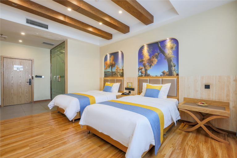 Bedroom 2, Mehood Ezzi Hotel(Yining), Ili Kazakh