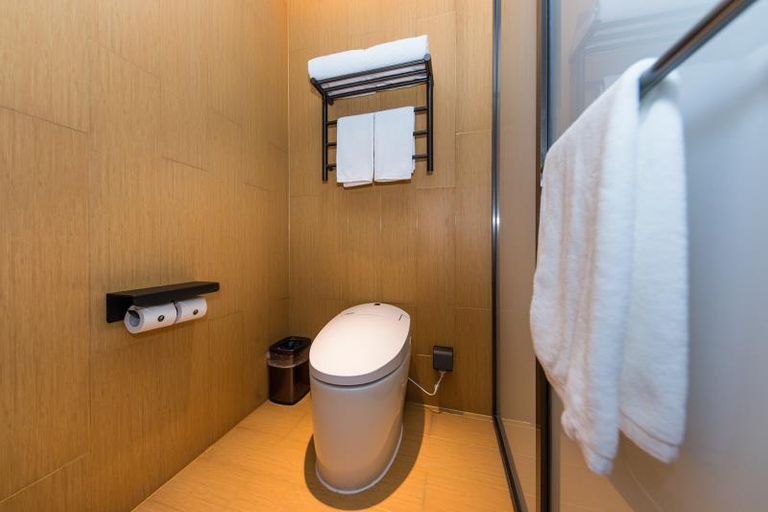 Bathroom 4, Ji Hotel (Ningbo Zhongti Sports Center), Ningbo