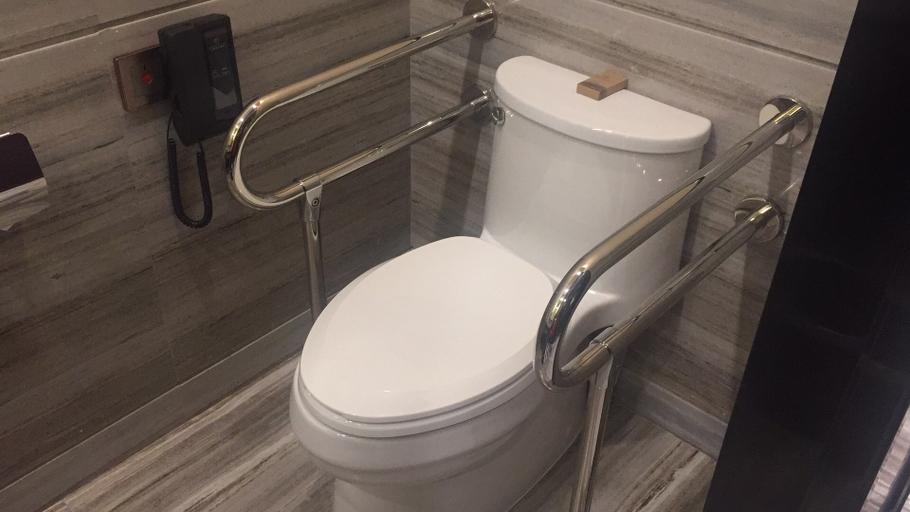 Bathroom, Zhongzhou Leading Hotel, Zhengzhou
