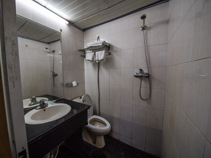 Bathroom, Zhuji Hua'an Hotel, Shaoxing