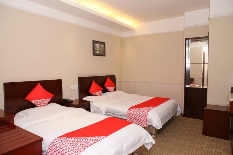 Bedroom 2, Longchang Sitong Business Hotel, Neijiang]]
