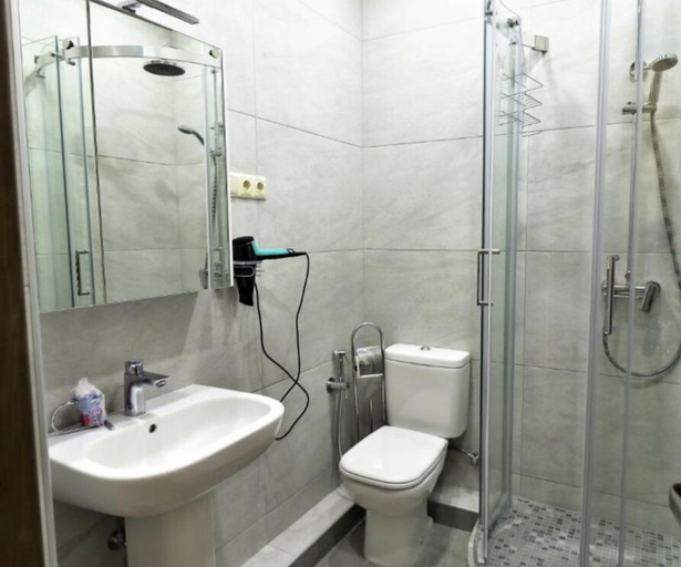 Bathroom 4, Sunset Tbilisi Luxury ApartHotel, Tbilisi