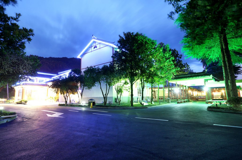 Exterior & Views 2, Wulingyuan Hotel, Zhangjiajie
