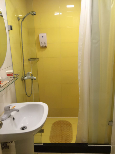 Bathroom 3, Homeinn Hotel (Shenyangbei Railway Station Huigong Square), Shenyang