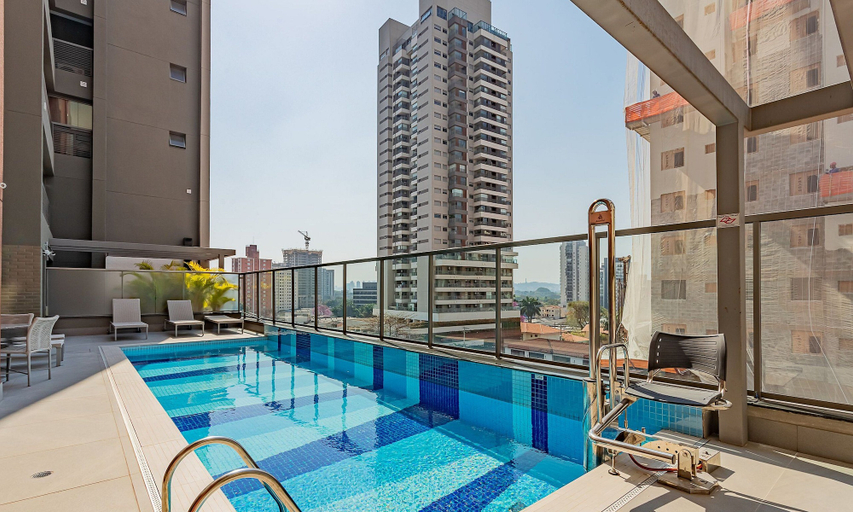 Pool 4, HMO - Full-length Studios in Building c/ Pool, São Paulo