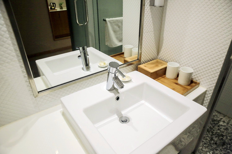 Bathroom 4, Ji Hotel Yangzhou Wenchangge Shouxihu Road, Yangzhou