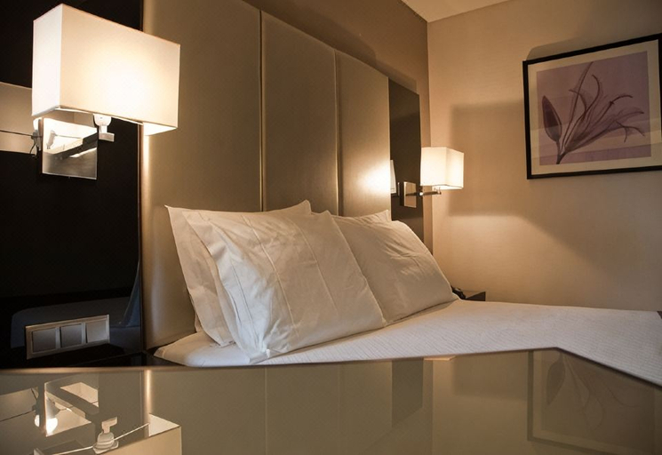 Bedroom 3, TURIM Luxe Hotel, Lisbon