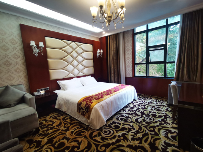 Bedroom 2, Shehong Yuetu Business Hotel, Suining