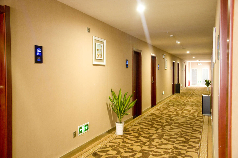 Others 5, Anyiju Hotel (Luo Tian), Huanggang