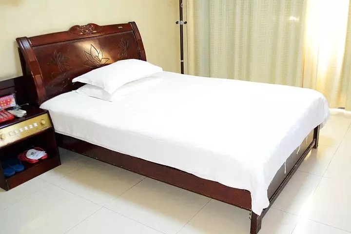 Bedroom 2, Junkaile Hotel (Xiangyang Huazhong Guangcai), Xiangfan