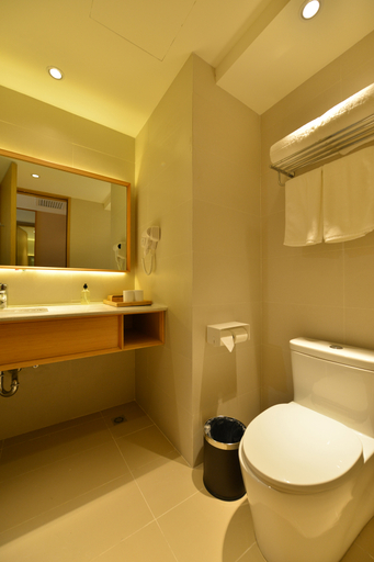 Bathroom, Ji Hotel (Beijing Yizhuang Development Zone), Beijing