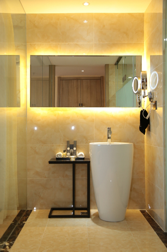 Bathroom, Aiou Hotel, Heihe