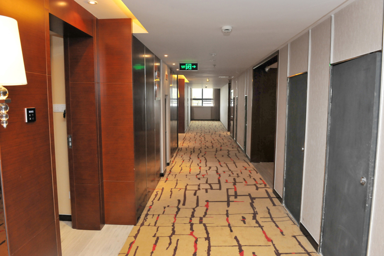 Others 3, Peninsula Hotel, Ya'an