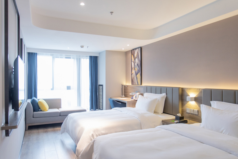 Bedroom 2, 7 Days Premium Hotel (Chongqing North Railway Station North Square Center), Chongqing