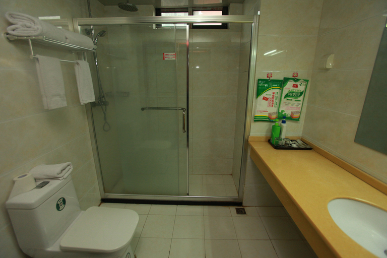 Bathroom 3, Chengdu Dragon Hotel Management Company Limited, Chengdu