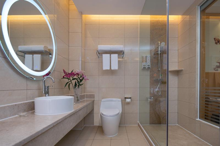 Bathroom 3, Vienna Hotel Guangdong Zhaoqing Sihui Tianguangxu, Zhaoqing