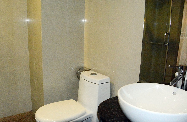 Bathroom 3, Haijing Convenience Hotel, Foshan