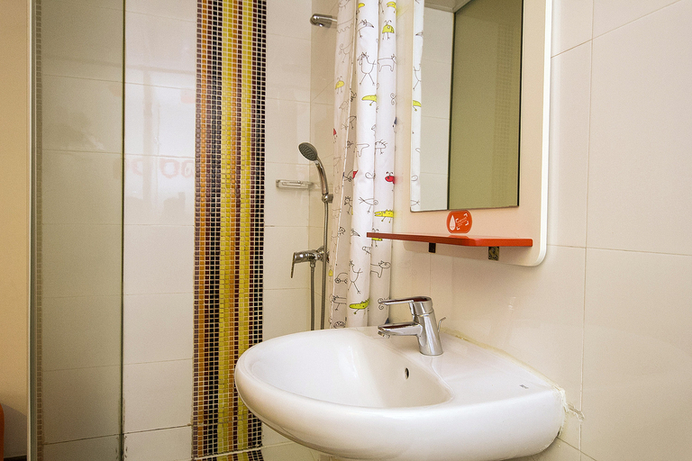 Bathroom 5, Pod Inn Zhejiang, Hangzhou