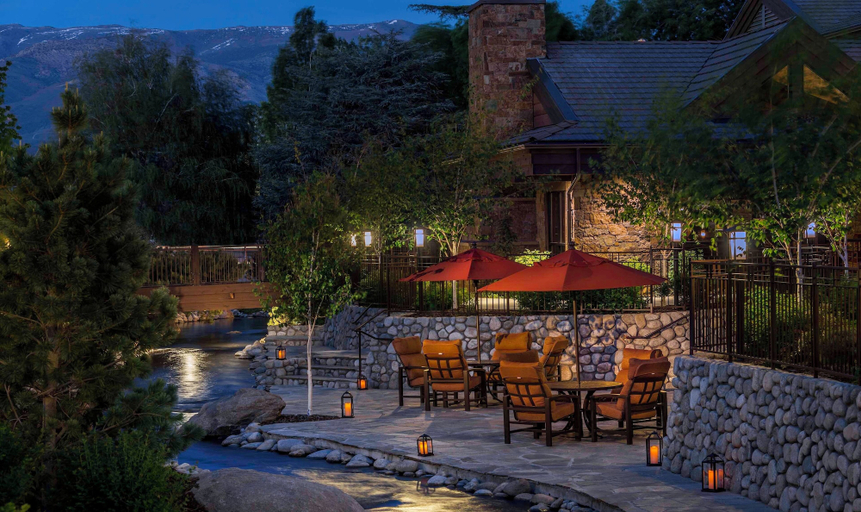 Food & Drinks 5, Wayfinder Bishop, Inyo