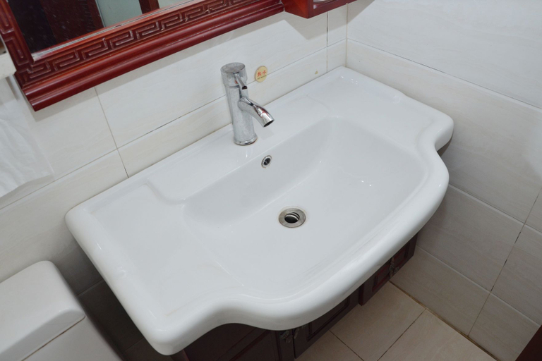 Bathroom 3, Chengdu Hongding Business Hotel, Chengdu