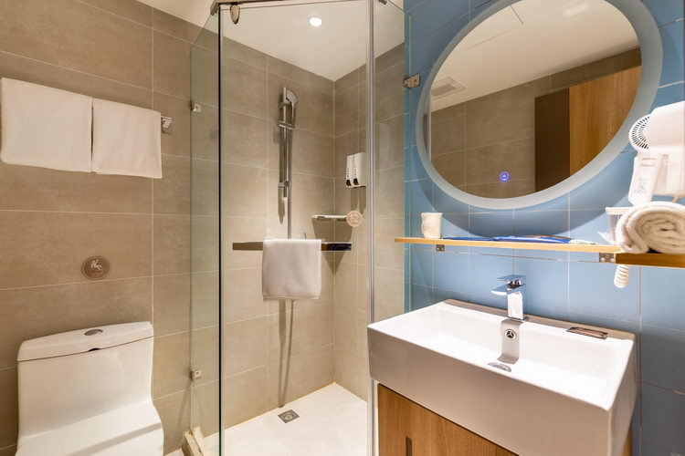Bathroom 3, ホーム インホテル(), Shenyang