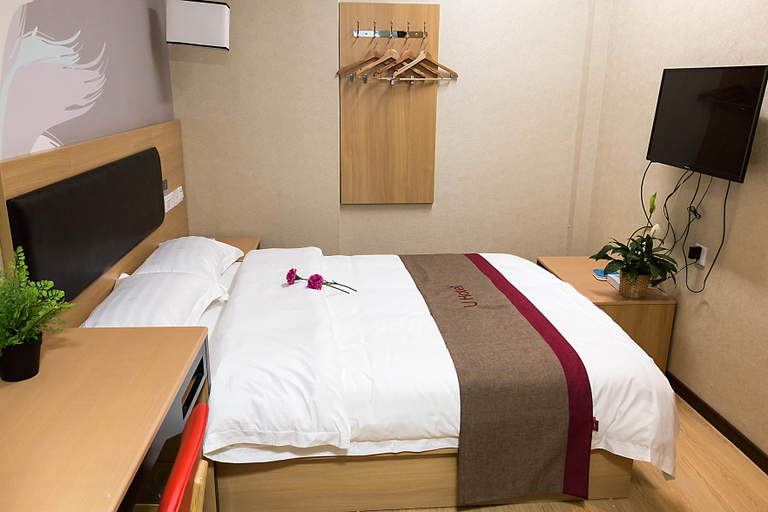 Bedroom, Shankee Hotel (Xianyang Railway Station Tibet Nationalities University), Xianyang