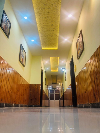 Others 4, Hotel JS, Sahibzada Ajit Singh Nagar