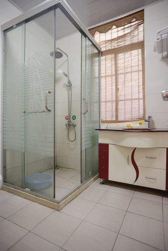 Bathroom 2, Suxin Hotel, Shanghai