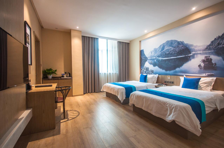 Bedroom 2, Huancheng Select Hotel, Jincheng