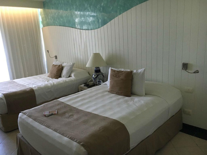 Bedroom 4, The Grand Oasis Cancun - All Inclusive, Benito Juárez