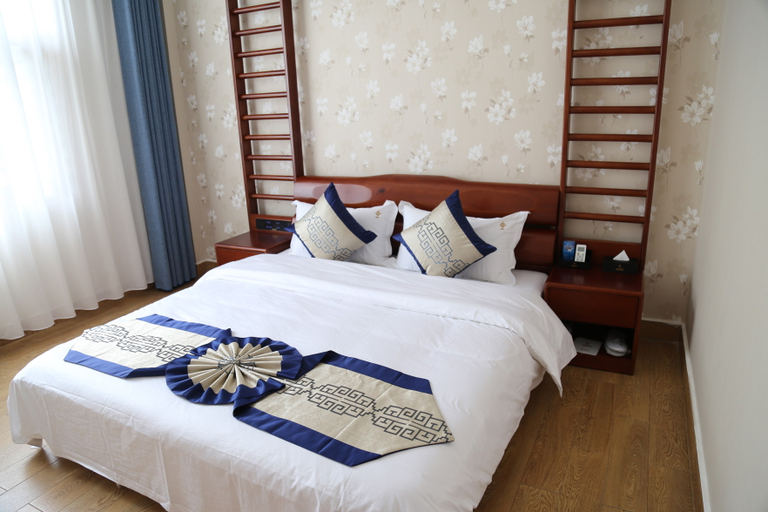 Bedroom, Junsen Hotel, Nujiang Lisu