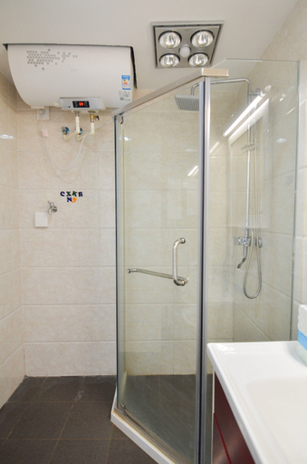 Bathroom 2, Mango Business Holiday Apartment (Dalian South China Plaza), Dalian