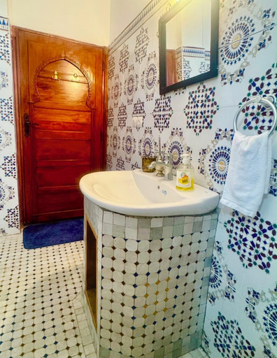 Bathroom 5, Oasis de fes farm, Fès