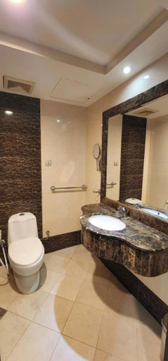 Bathroom, Wefaq Al-Mashaer Hotel, Makkah