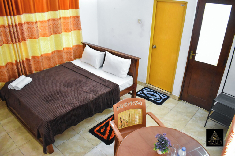 Room 2, Aurelia Grand Hotel, Yatiyanthota