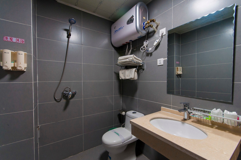 Bathroom 2, Zhaolong Hotel, Tangshan