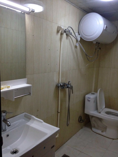 Bathroom 3, Lushan Hotel, Jiujiang