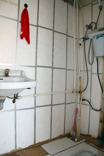 Bathroom 5, Qingdao Guest House Hotel, Qingdao