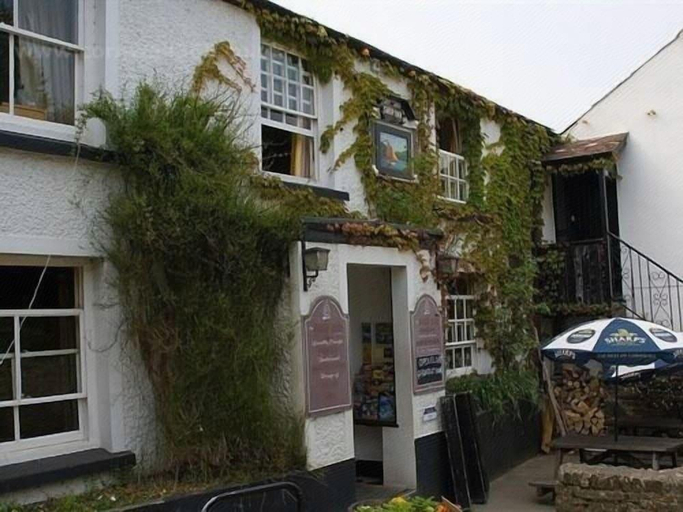 Exterior & Views 4, The Ship Inn Lerryn, Cornwall