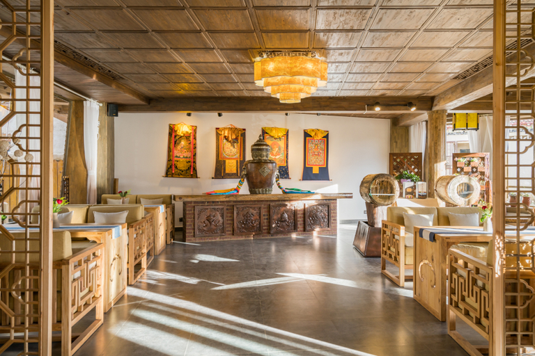 Food & Drinks, Floral Hotel·Xinzhong Riyue Hotel, Dêqên Tibetan