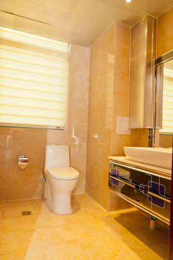 Bathroom 2, Longfengxiang Hotel, Dongying